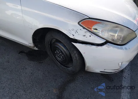 2006 Toyota Camry Solara Sle V6 z USA, uszkodzony, nr VIN 4T1CA30PX6U078047